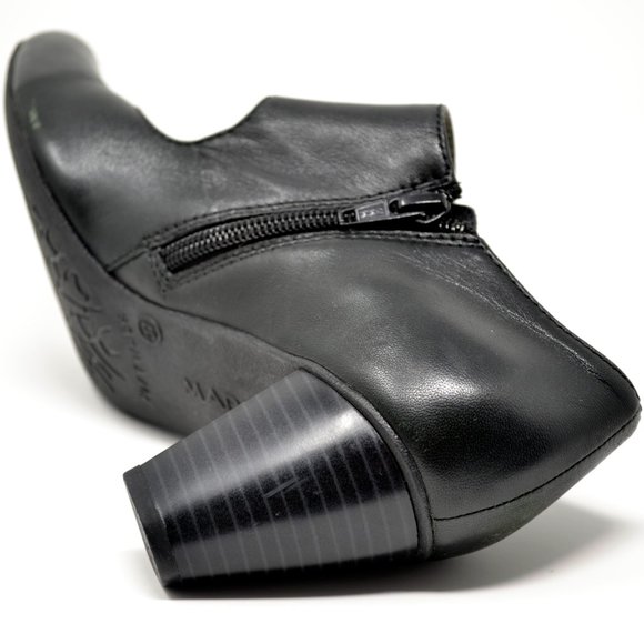 Size 37 MARC Soft Walk Black Leather Mary Jane Style Heals - Picture 4 of 6